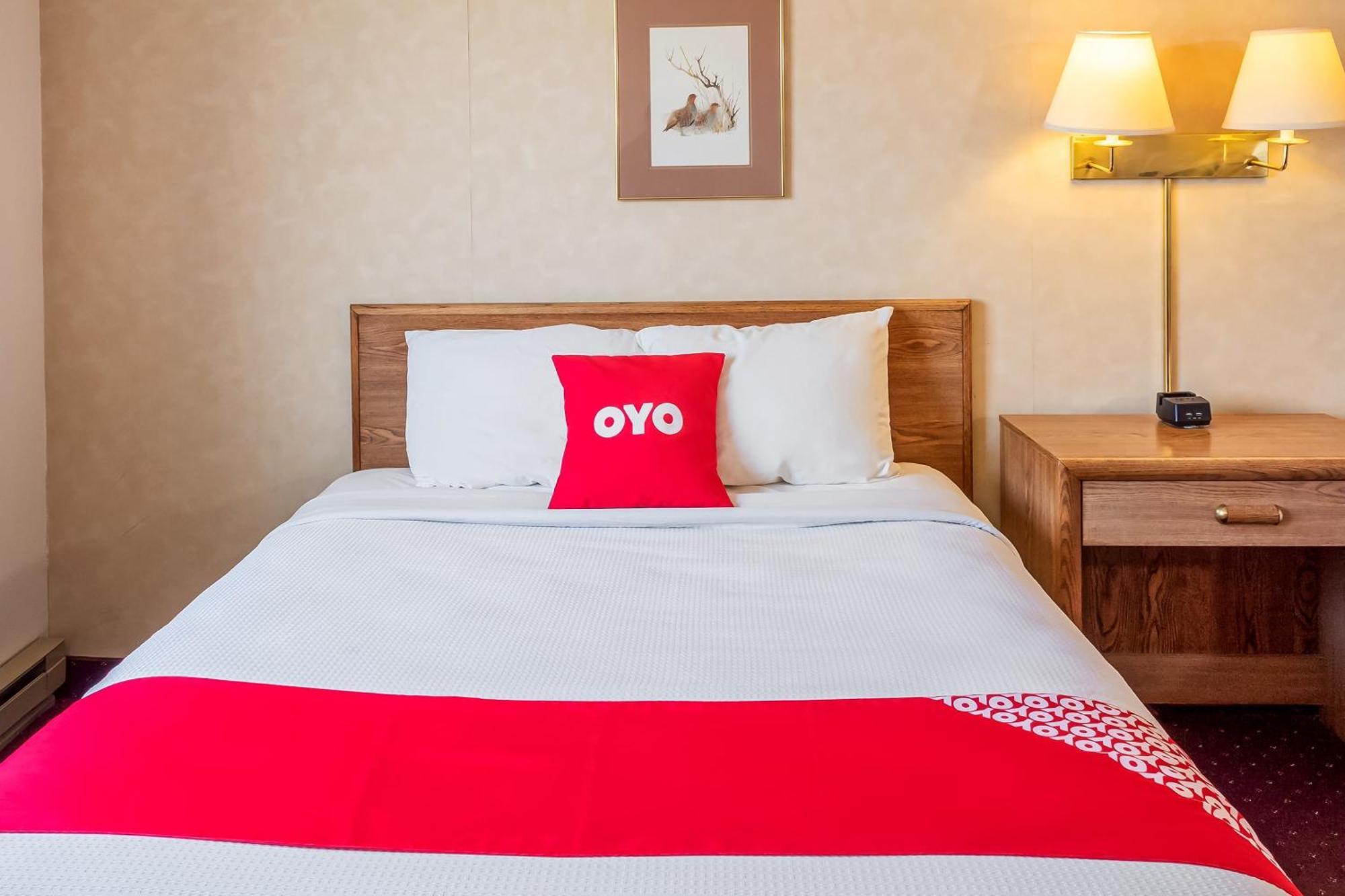 Oyo Hotel Shelby Mt Hwy 2 & I-15 Extérieur photo