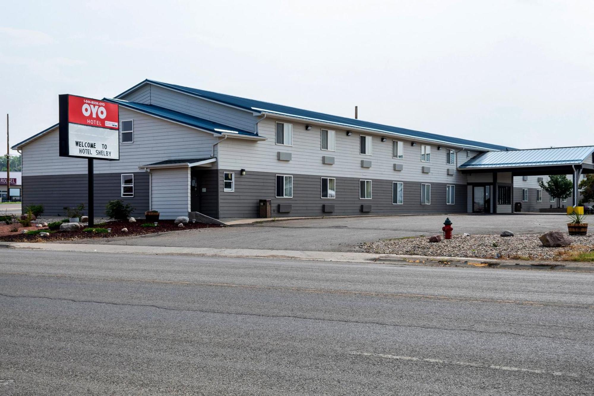 Oyo Hotel Shelby Mt Hwy 2 & I-15 Extérieur photo